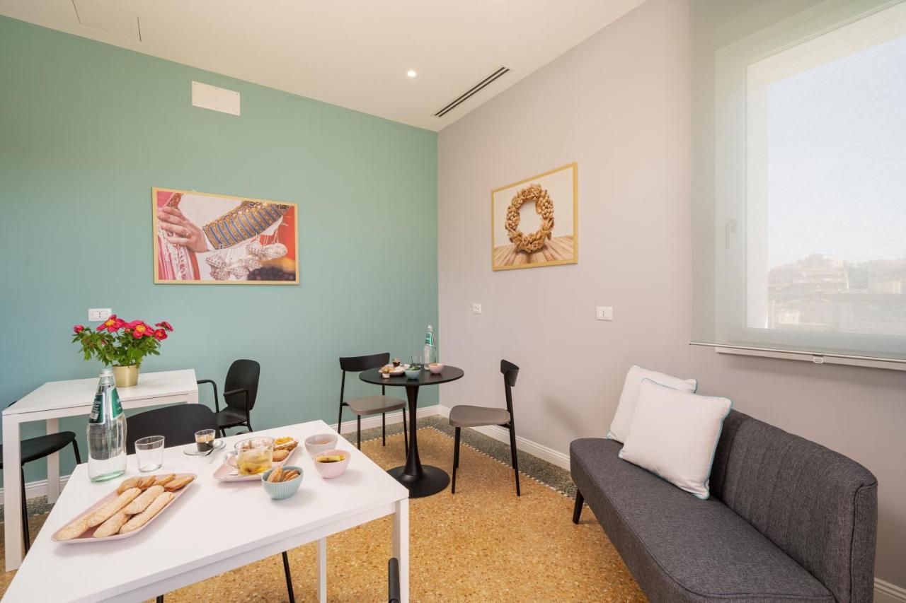 Nue Suites Sassari Extérieur photo